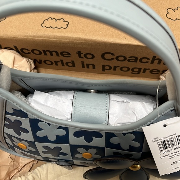 Coachtopia Upcrafted Ergo bag, checkered w/ Puffy Flower.  NWT with wallet - Picture 4 of 7